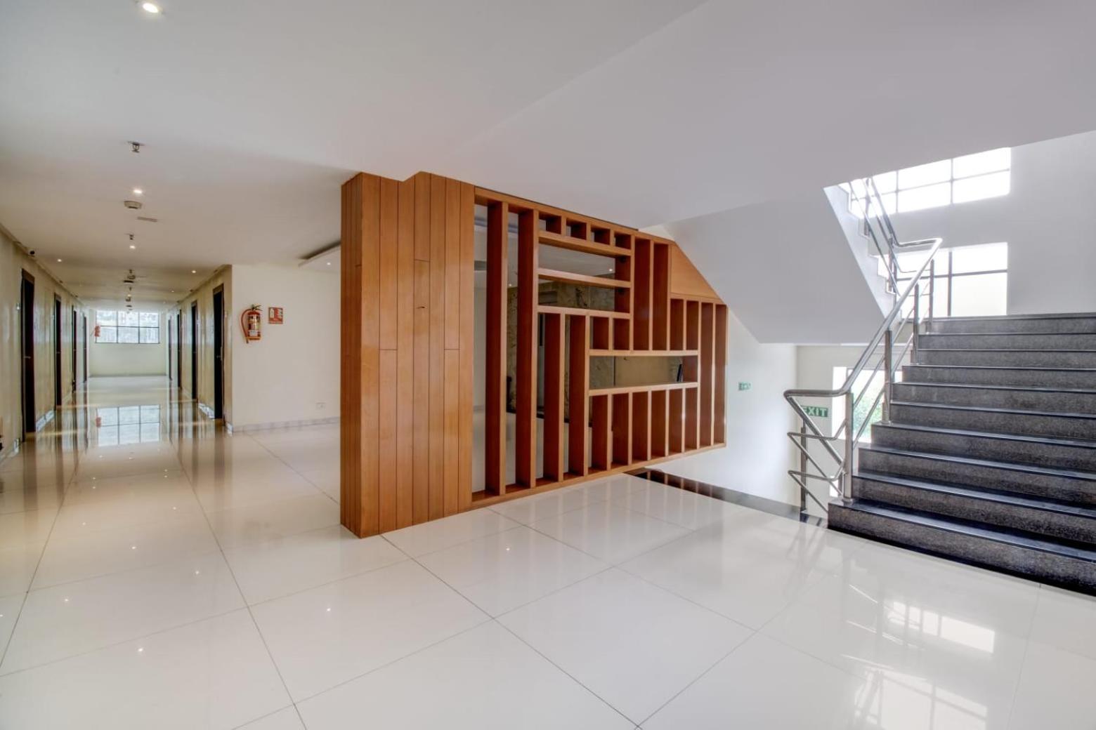 Hotel Lorven Βιζαχαπατνάμ Εξωτερικό φωτογραφία